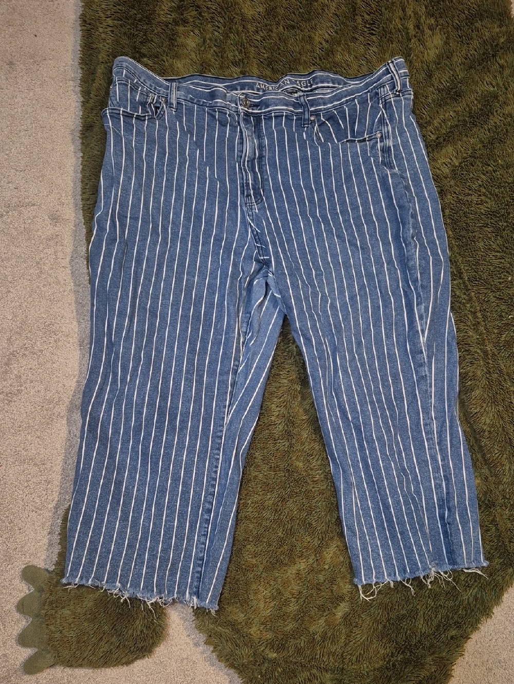 American Eagle Outfitters Blue White Pinstripe Cropped Capri Jeans